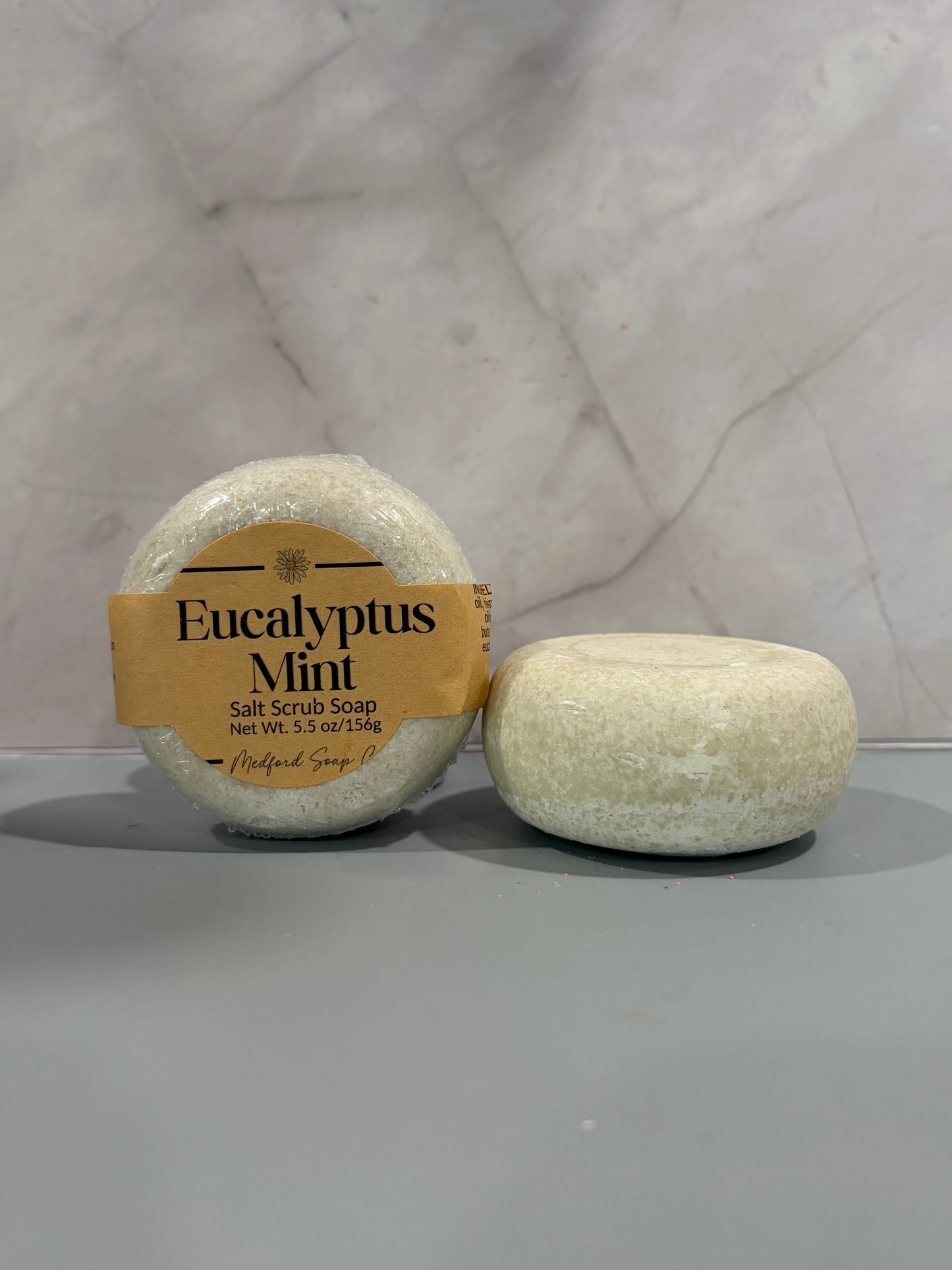Salt Scrub: Eucalyptus & Mint
