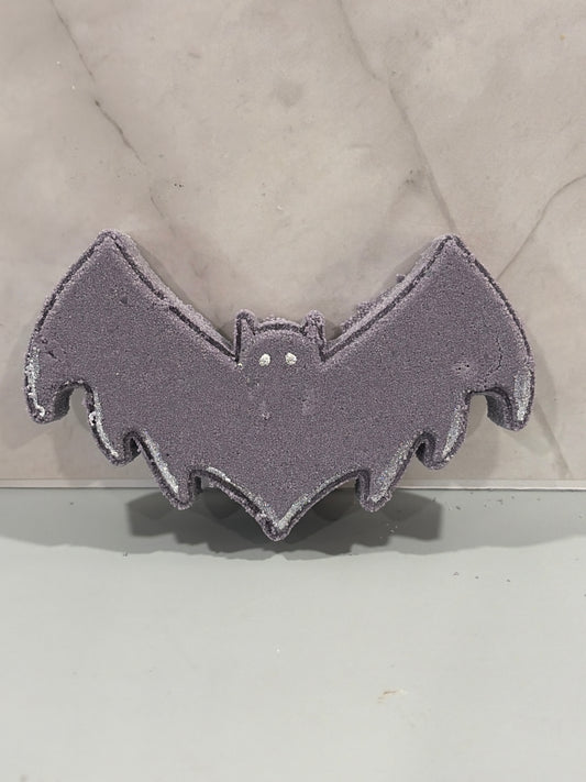 Bath Bomb: Blueberry Bat