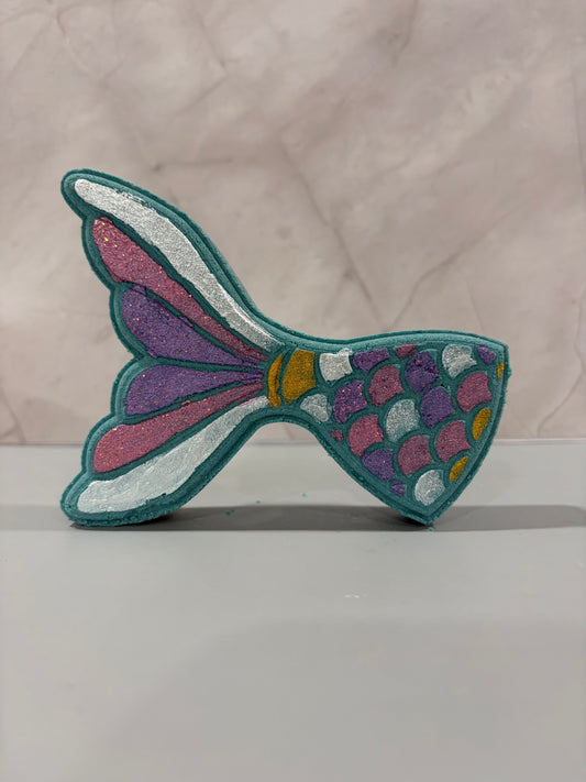 Bath Bomb: Mermaid Bubblegum
